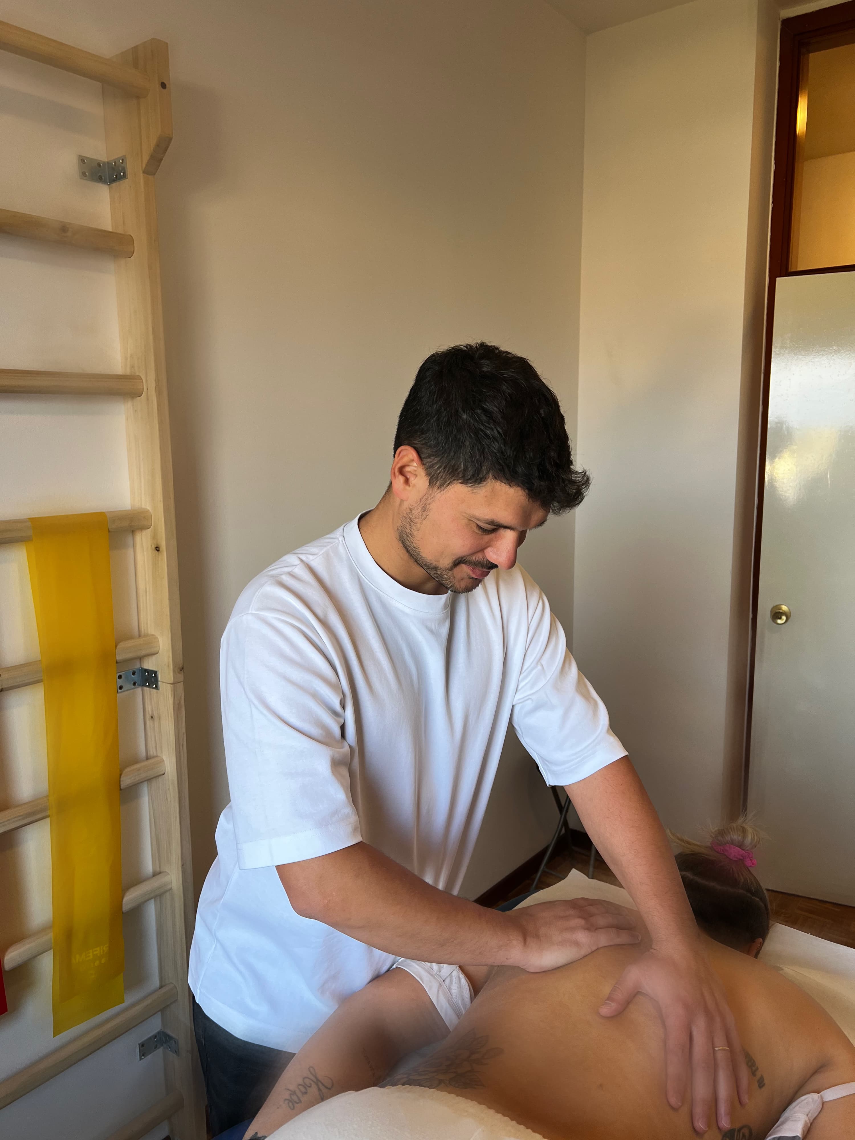 omar giampapa con un paziente